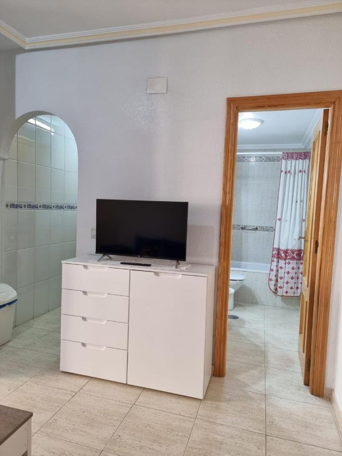 Gemuetliche Ferienwohnung In Torrevieja Ca100M Vom Strand Playa Del Cura Entfernt Esterno foto