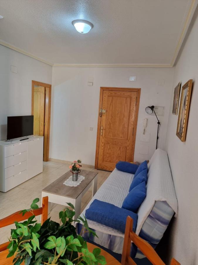 Gemuetliche Ferienwohnung In Torrevieja Ca100M Vom Strand Playa Del Cura Entfernt Esterno foto