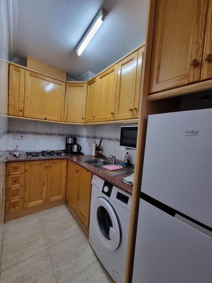 Gemuetliche Ferienwohnung In Torrevieja Ca100M Vom Strand Playa Del Cura Entfernt Esterno foto