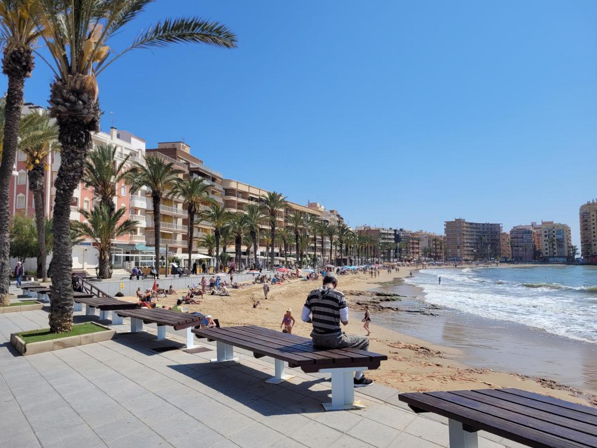 Gemuetliche Ferienwohnung In Torrevieja Ca100M Vom Strand Playa Del Cura Entfernt Esterno foto
